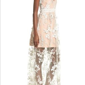 WAYF Oakfid Embroidered Dress